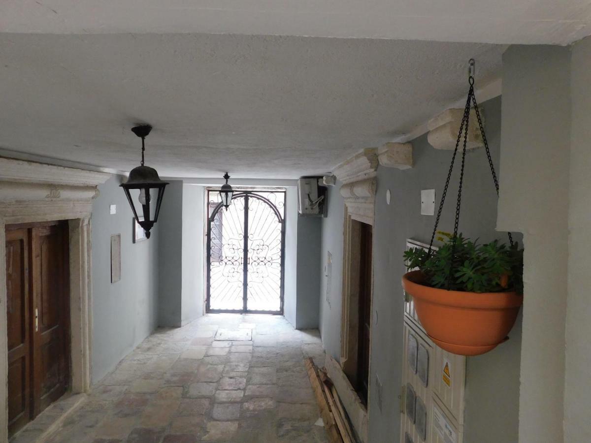 P.S. Cattaro Apartments Exterior photo