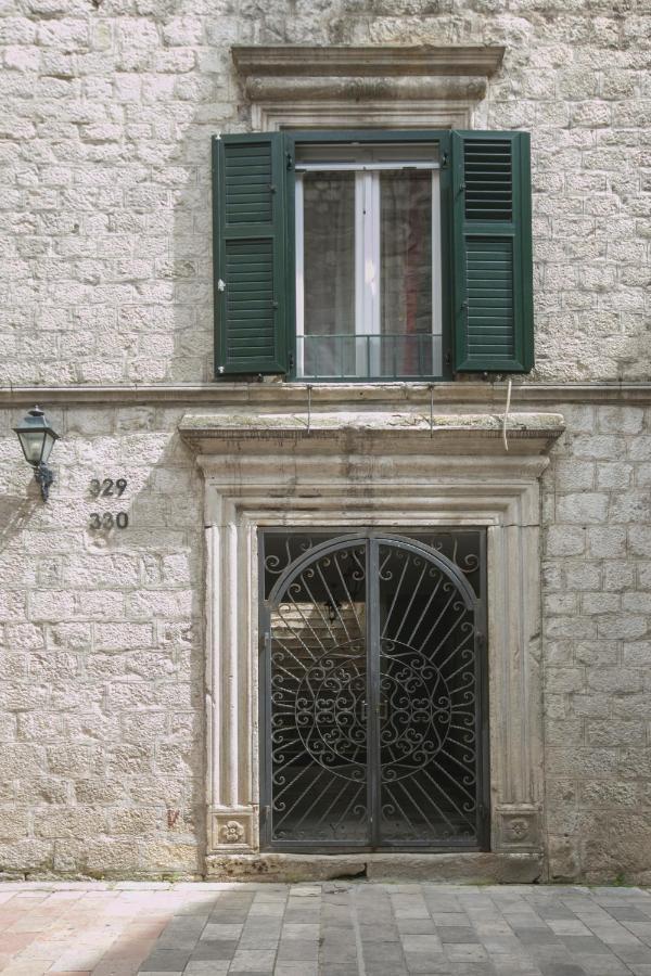 P.S. Cattaro Apartments Exterior photo